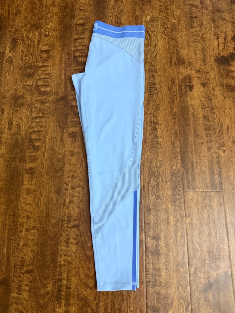 Adidas Women’s Light Blue Athletic Leggings - Ribbed Detail Size L